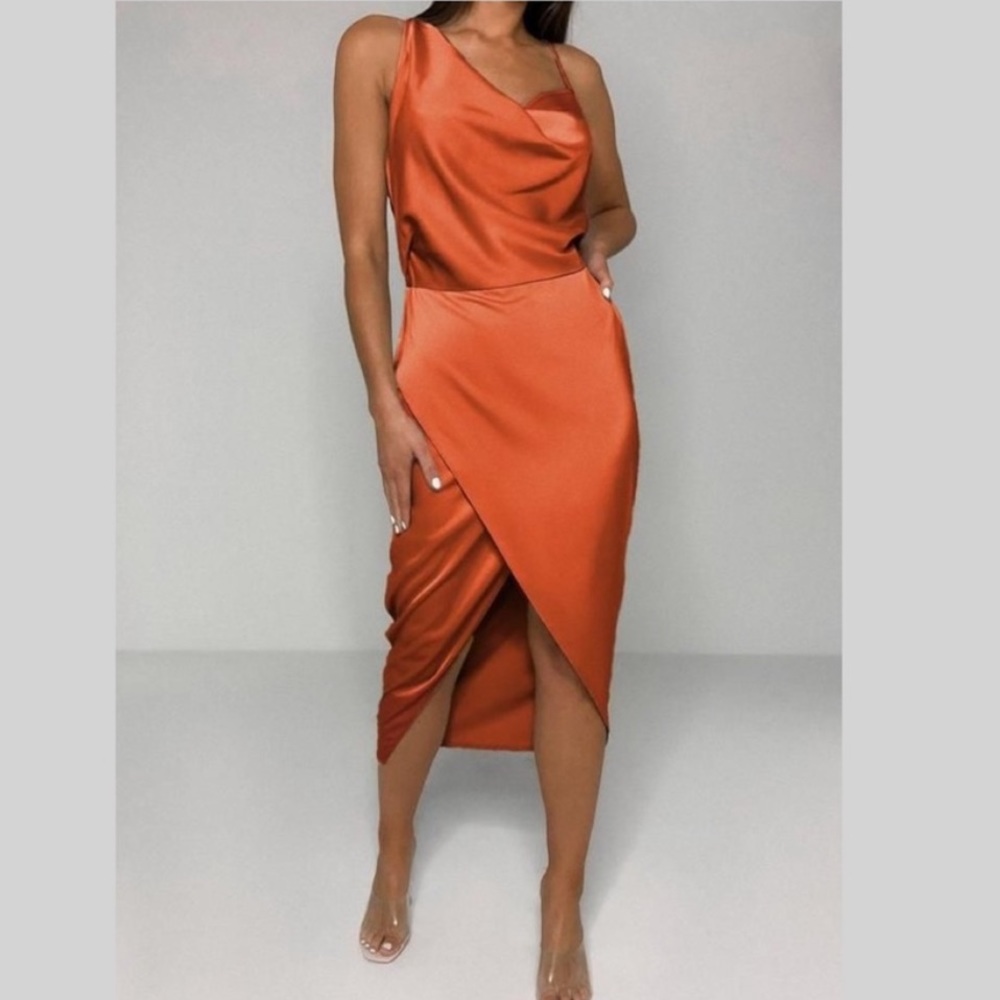 NWOT Missguided dress